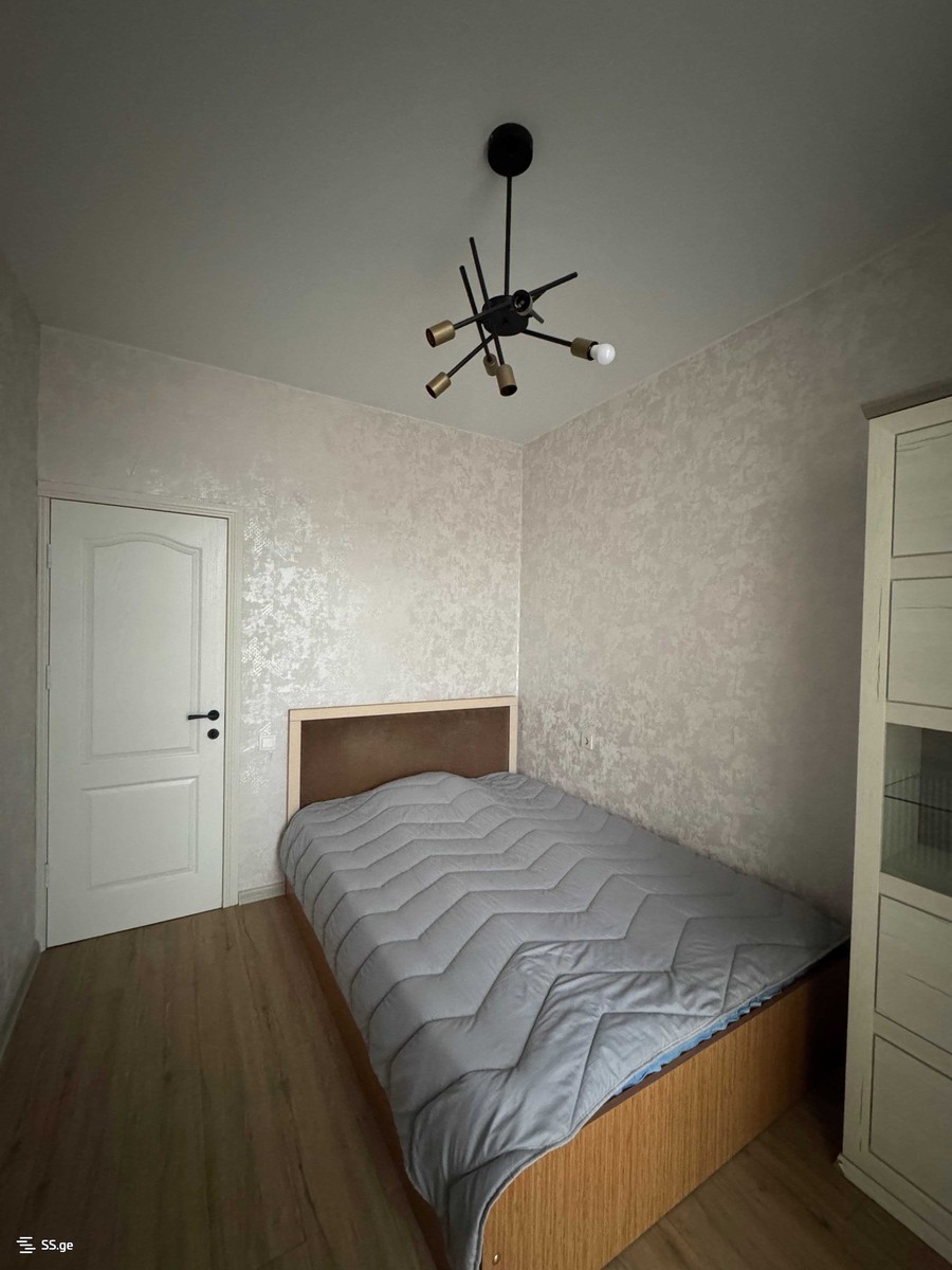 Ts. Dadiani st. (nadzaladevi) 32 - 3 rooms