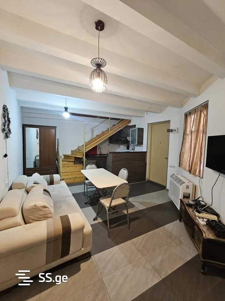 toidze st. - 4 rooms