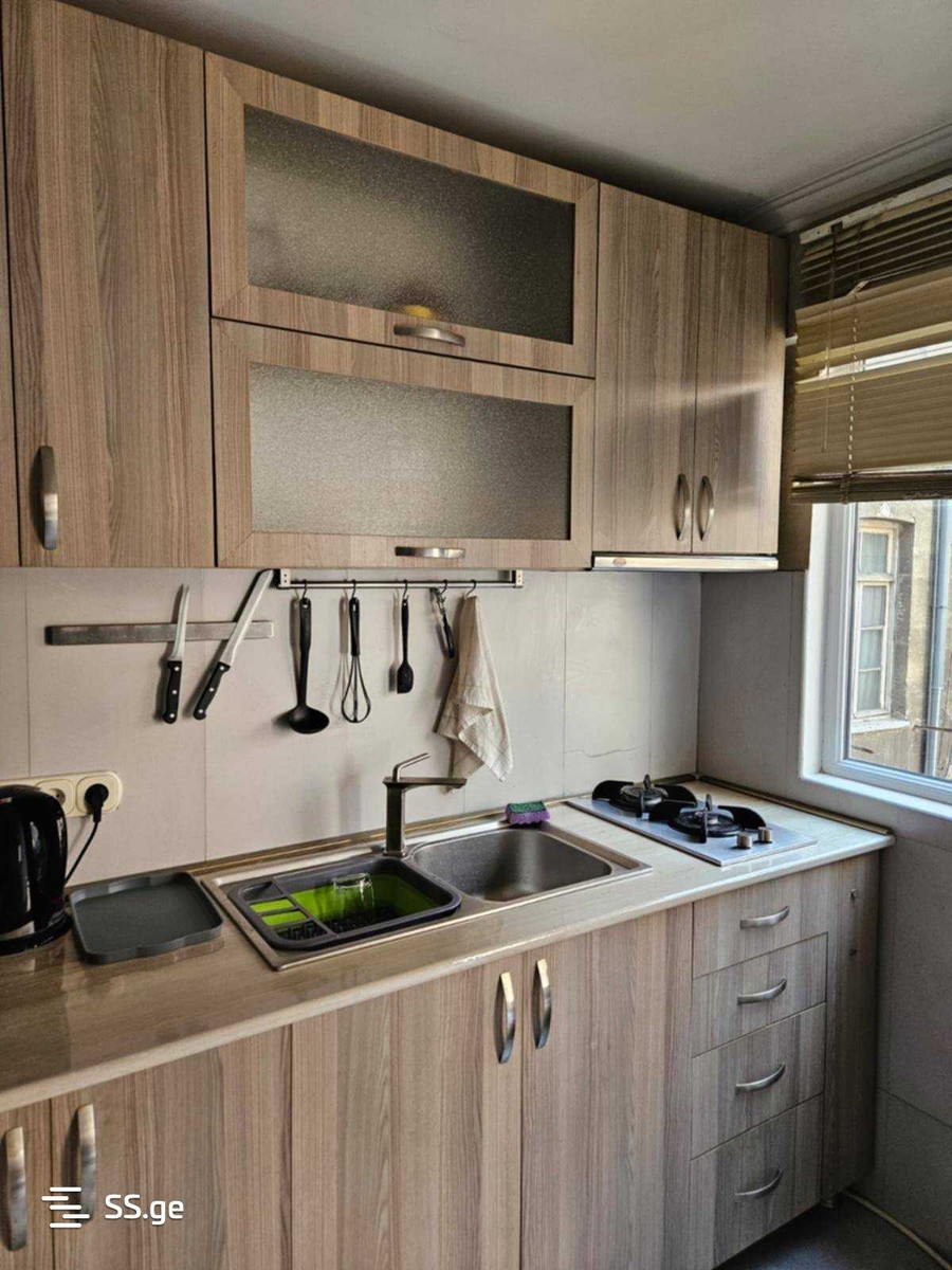 janashia st. - 2 rooms