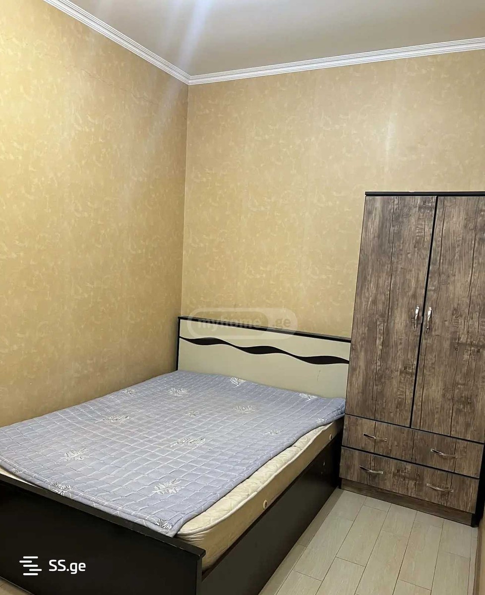 khomleli st. 5 - 3 rooms