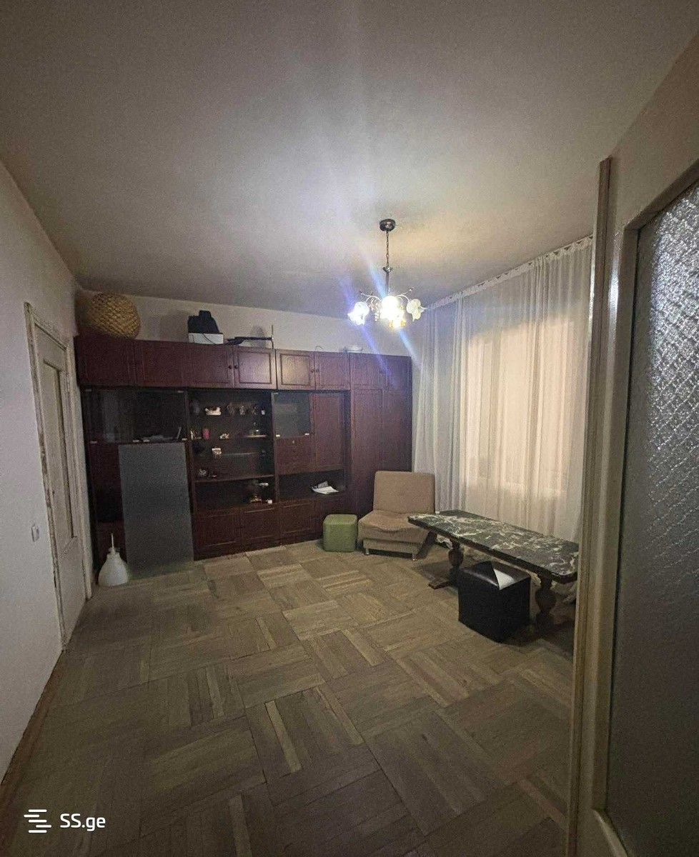 gldanis gorge st. 51 - 3 rooms