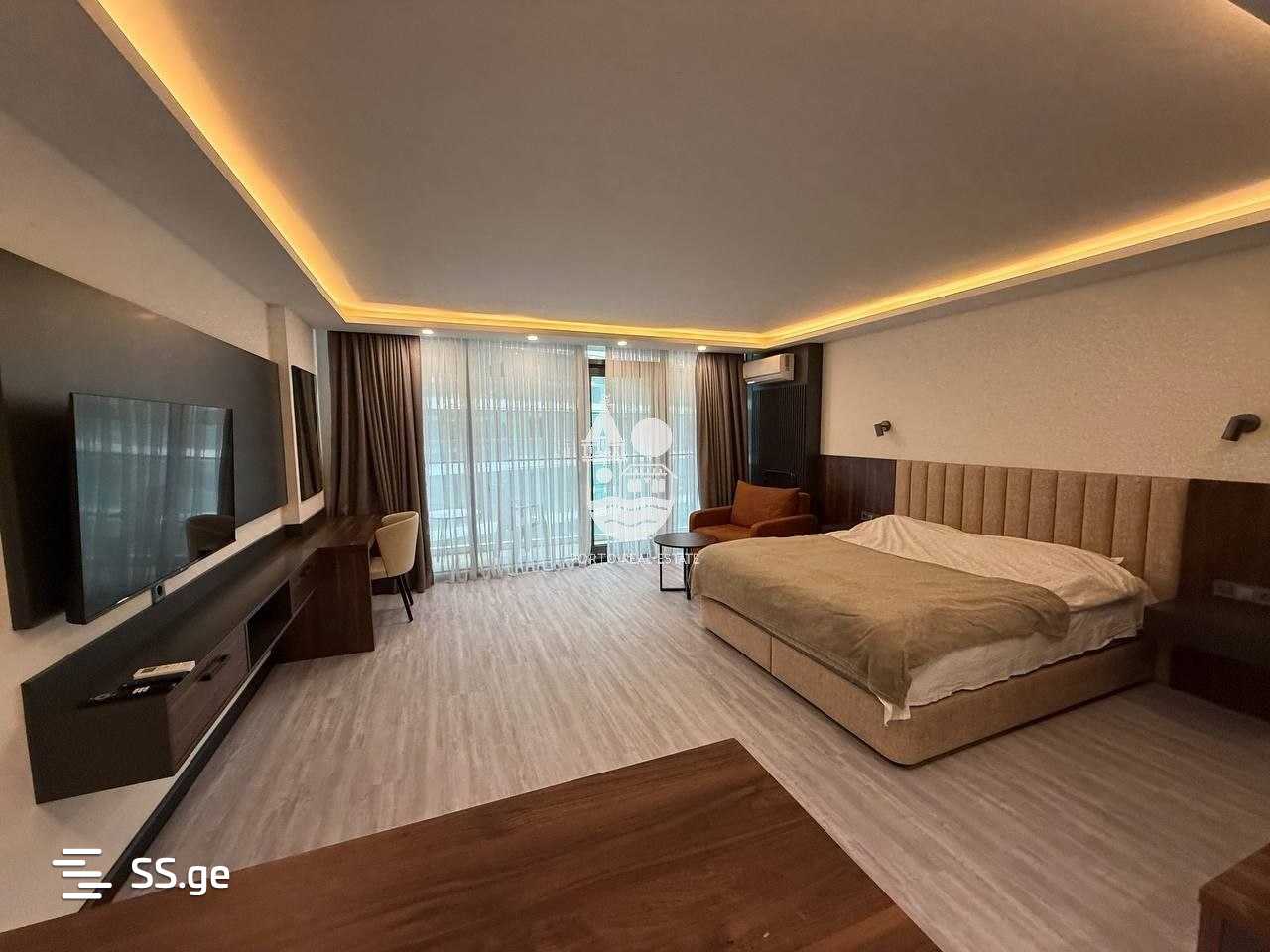 Lech and Maria Kaczynski street 8 - 1 rooms