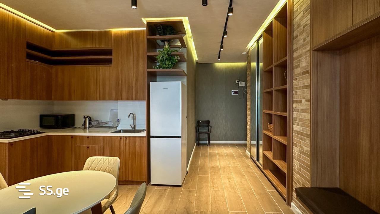 n. zhvania st. 73 - 3 rooms