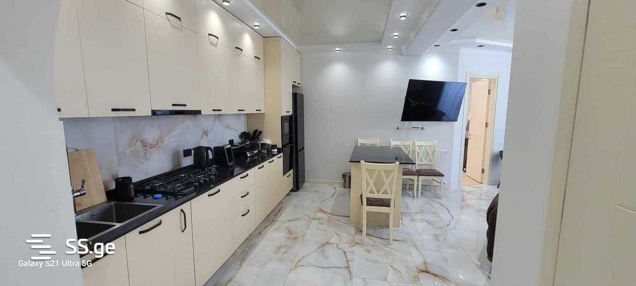 Sh. Inasaridze St. 7 - 3 rooms