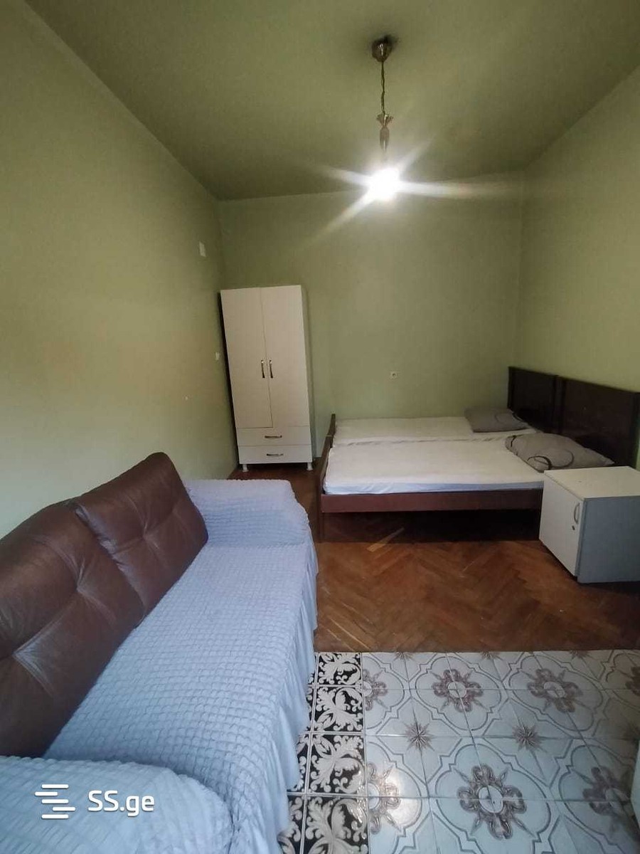 Airport road 0 - 2 rooms