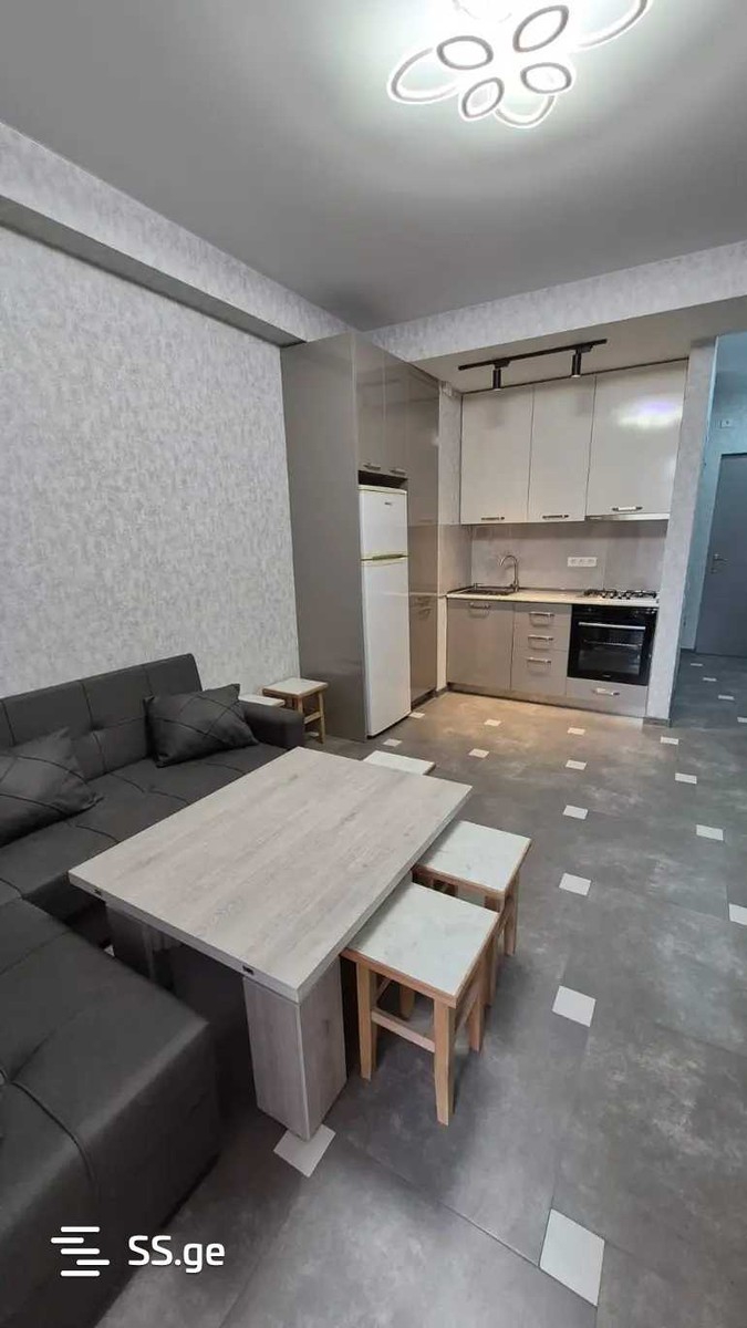 Asi atasi mocame st. - 3 rooms