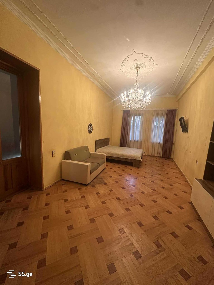 liakhvi st. - 4 rooms