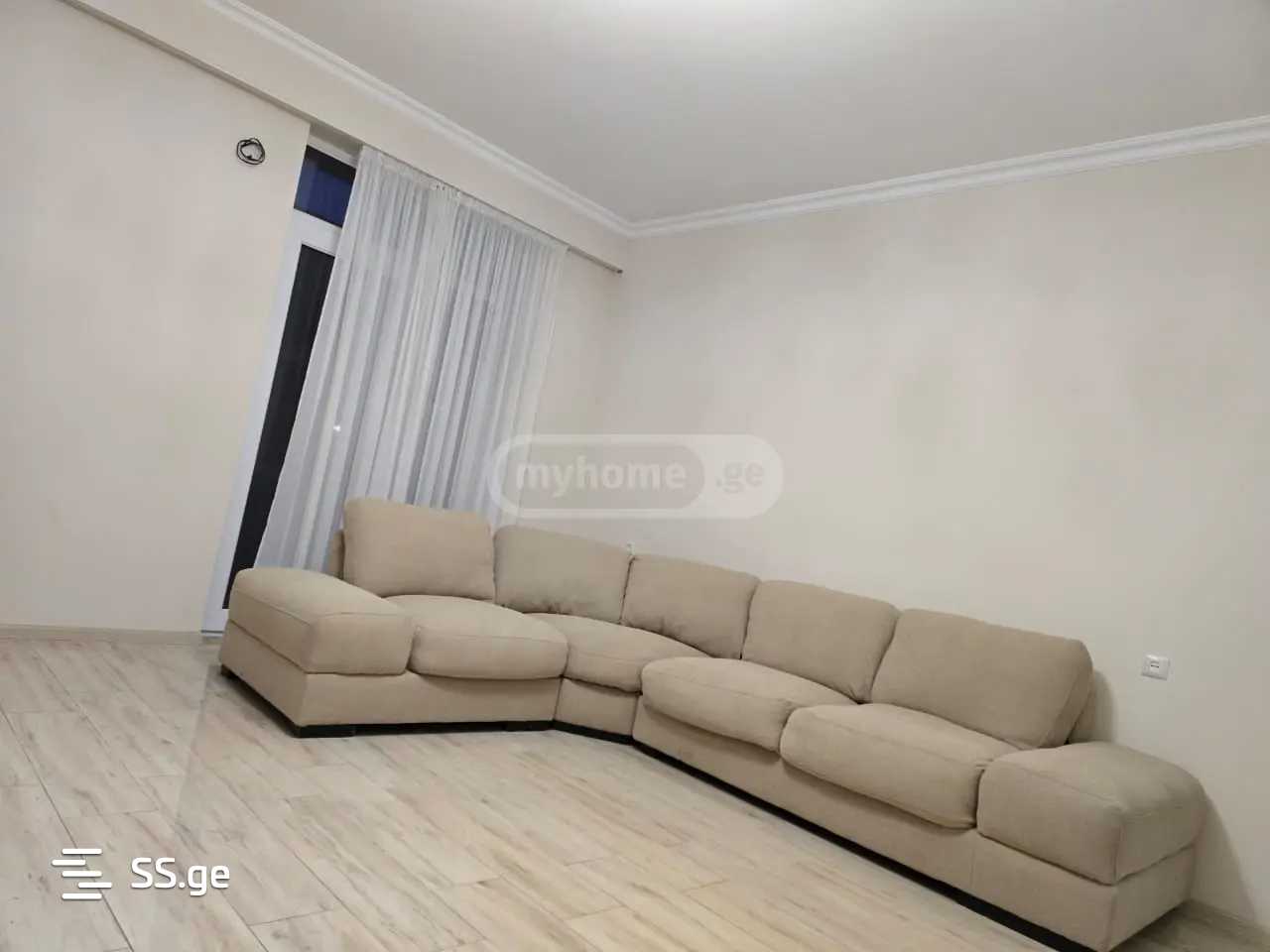 kuchishvili st. 10 - 3 rooms