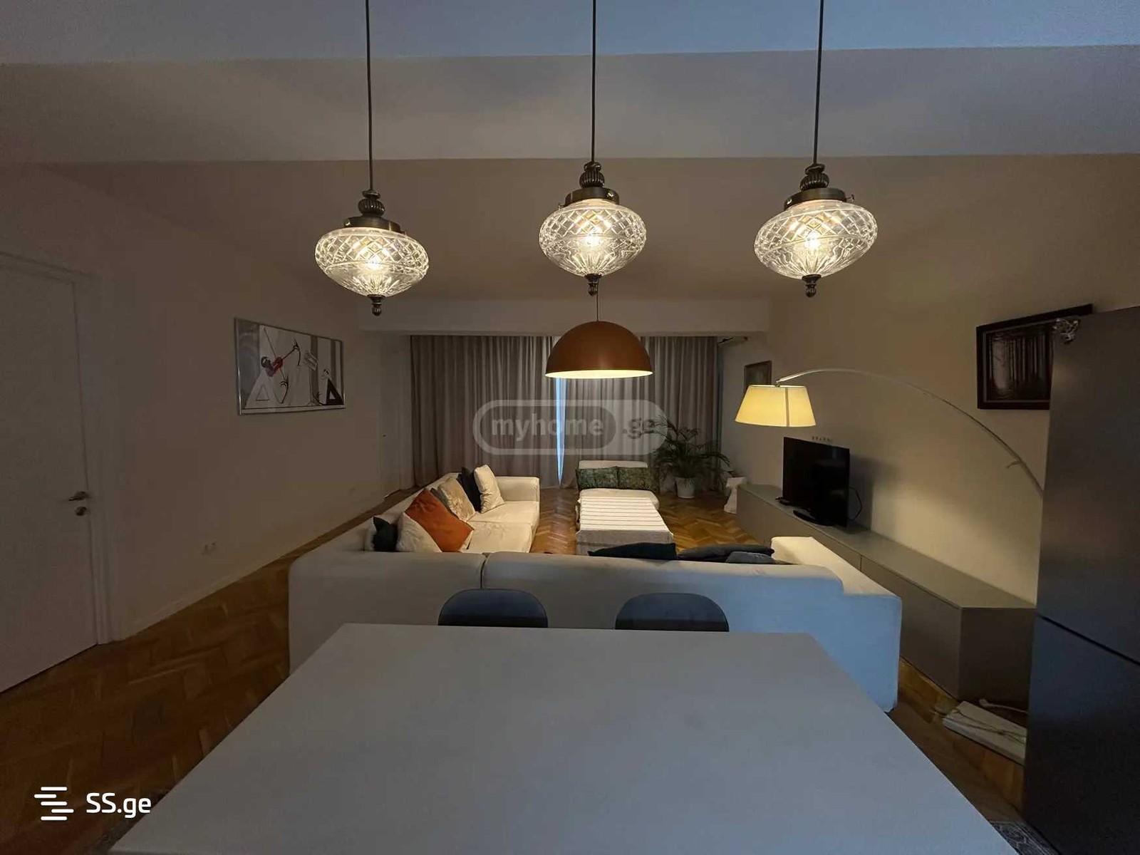 shindisi st. - 3 rooms