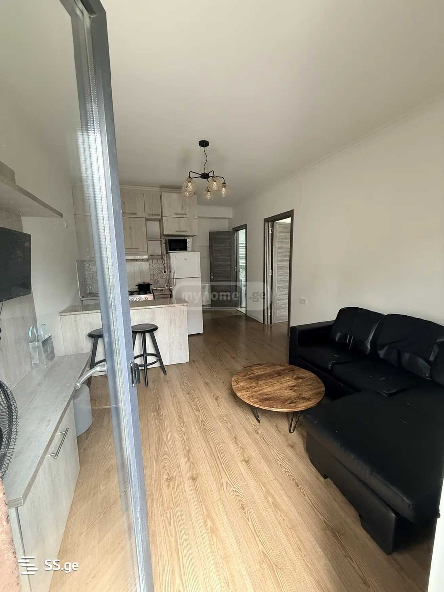 Holy Martyr Vasilisko st. 3 - 2 rooms