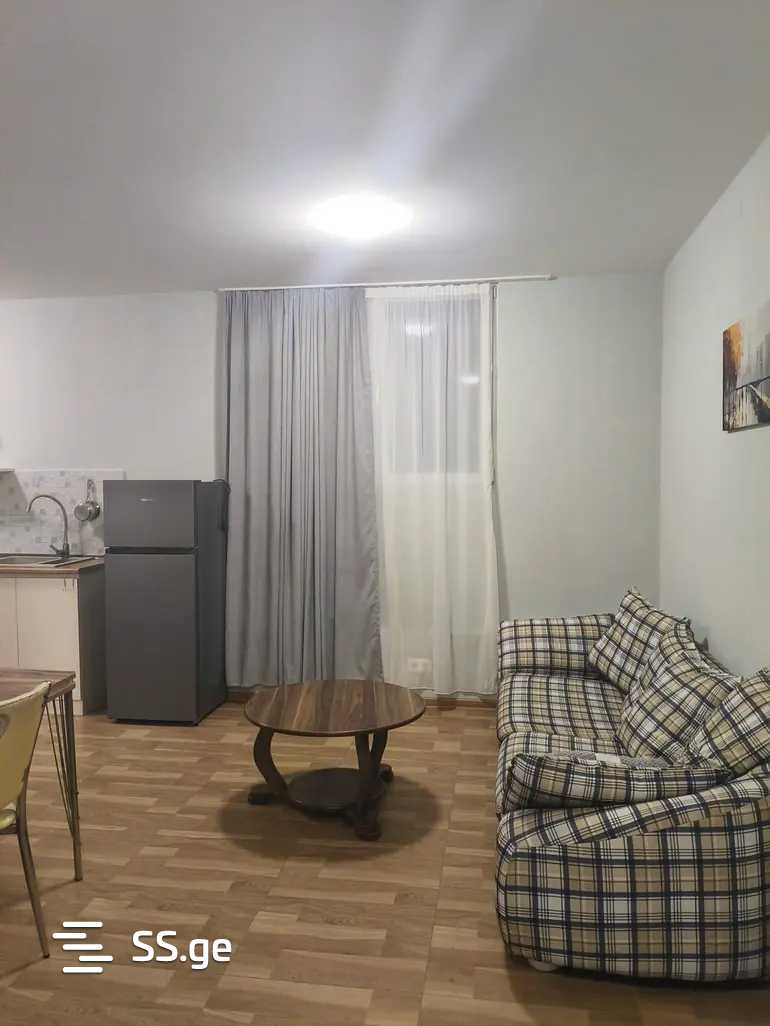 nucubidze st. 215 - 2 rooms
