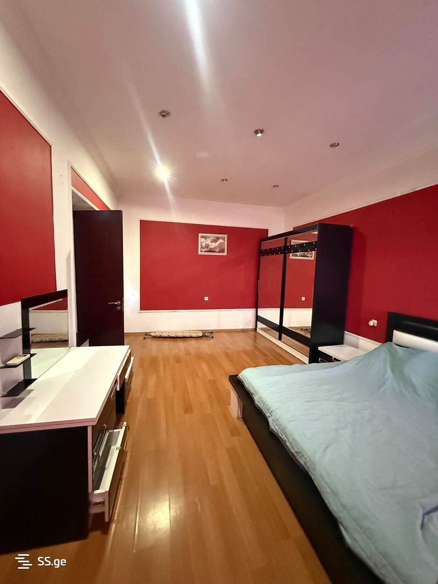 A.Andronikashvili st. 9 - 3 rooms