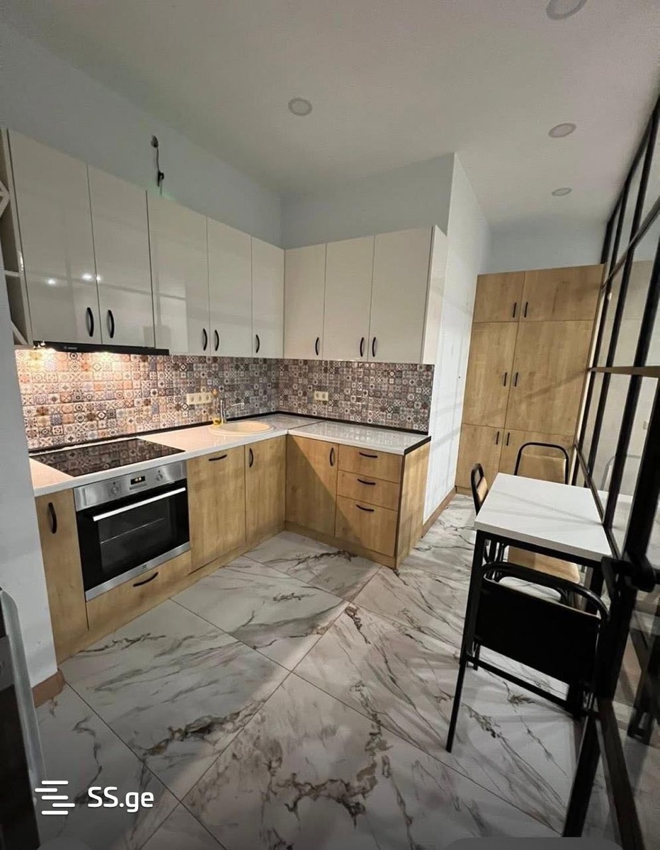 Vepkhistkaosnis st. 20 - 3 rooms