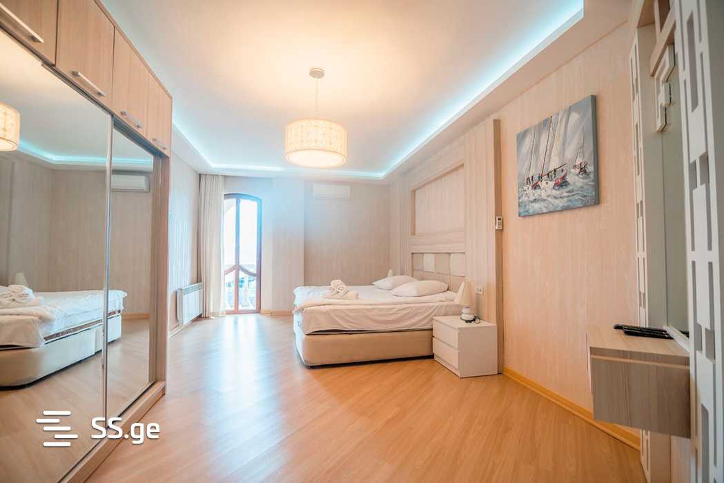 Chavchavadze st. 1 - 3 rooms