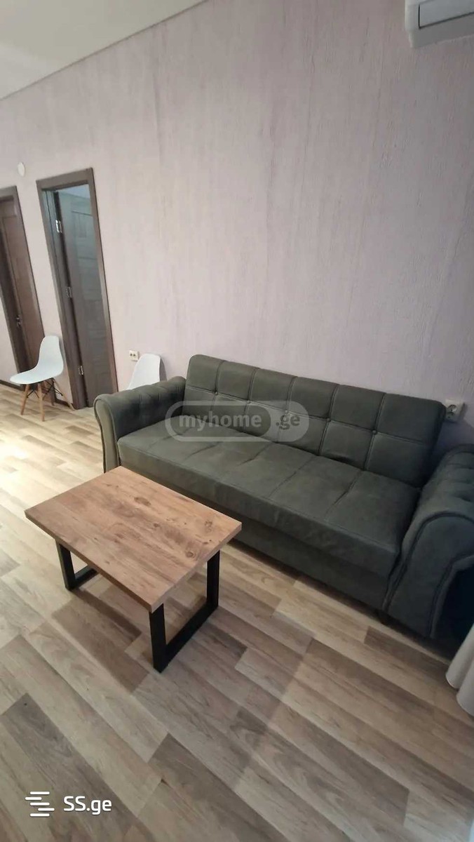 chargali st. 79 - 3 rooms