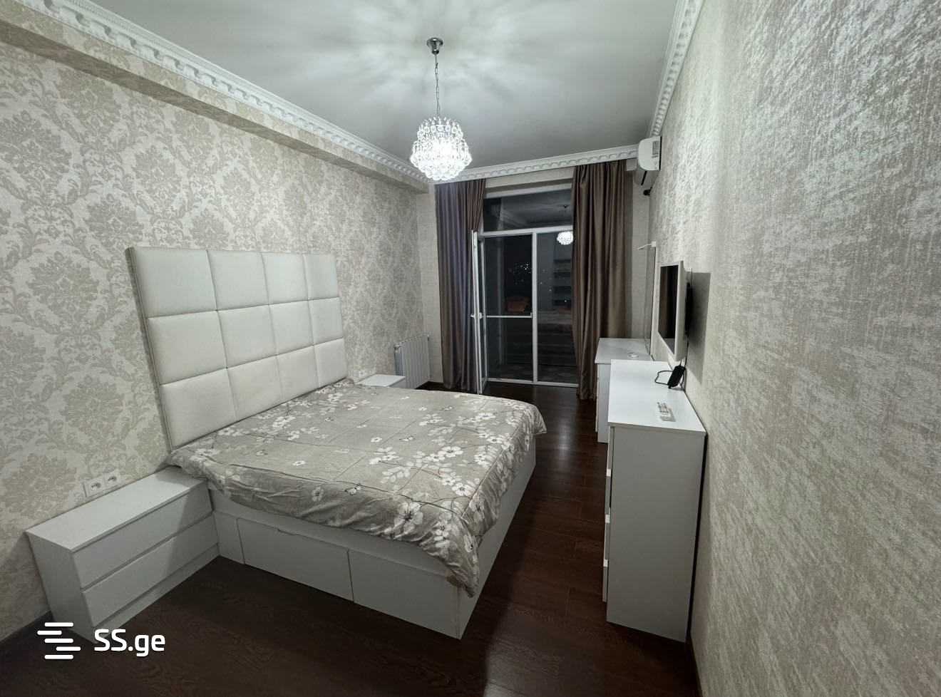 a.wereTlis avenue 117 - 3 rooms