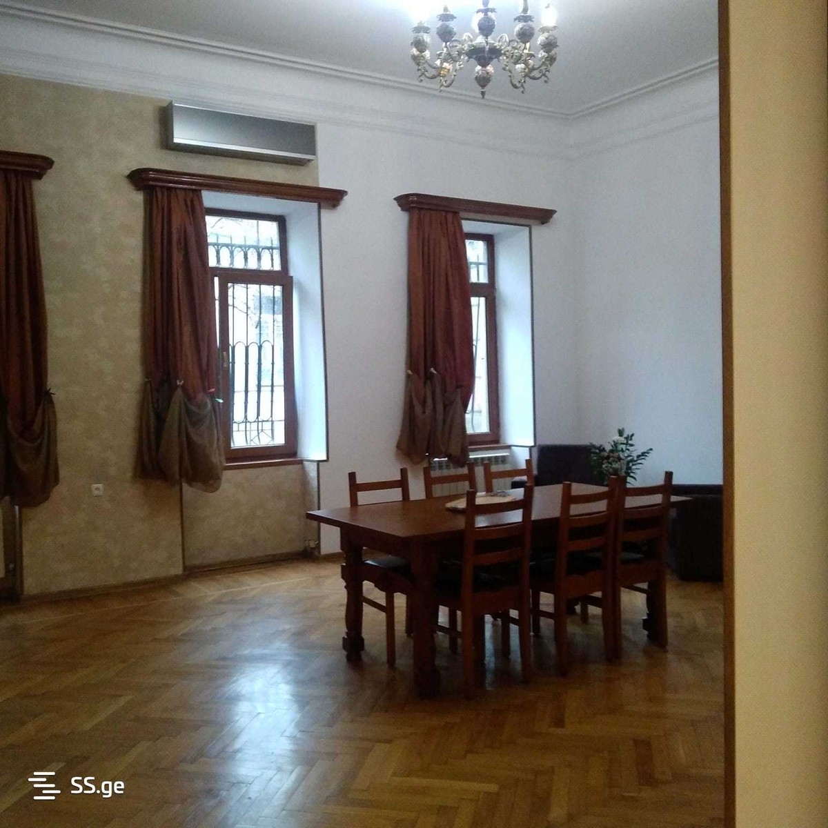 ninoshvili st. 29 - 4 rooms
