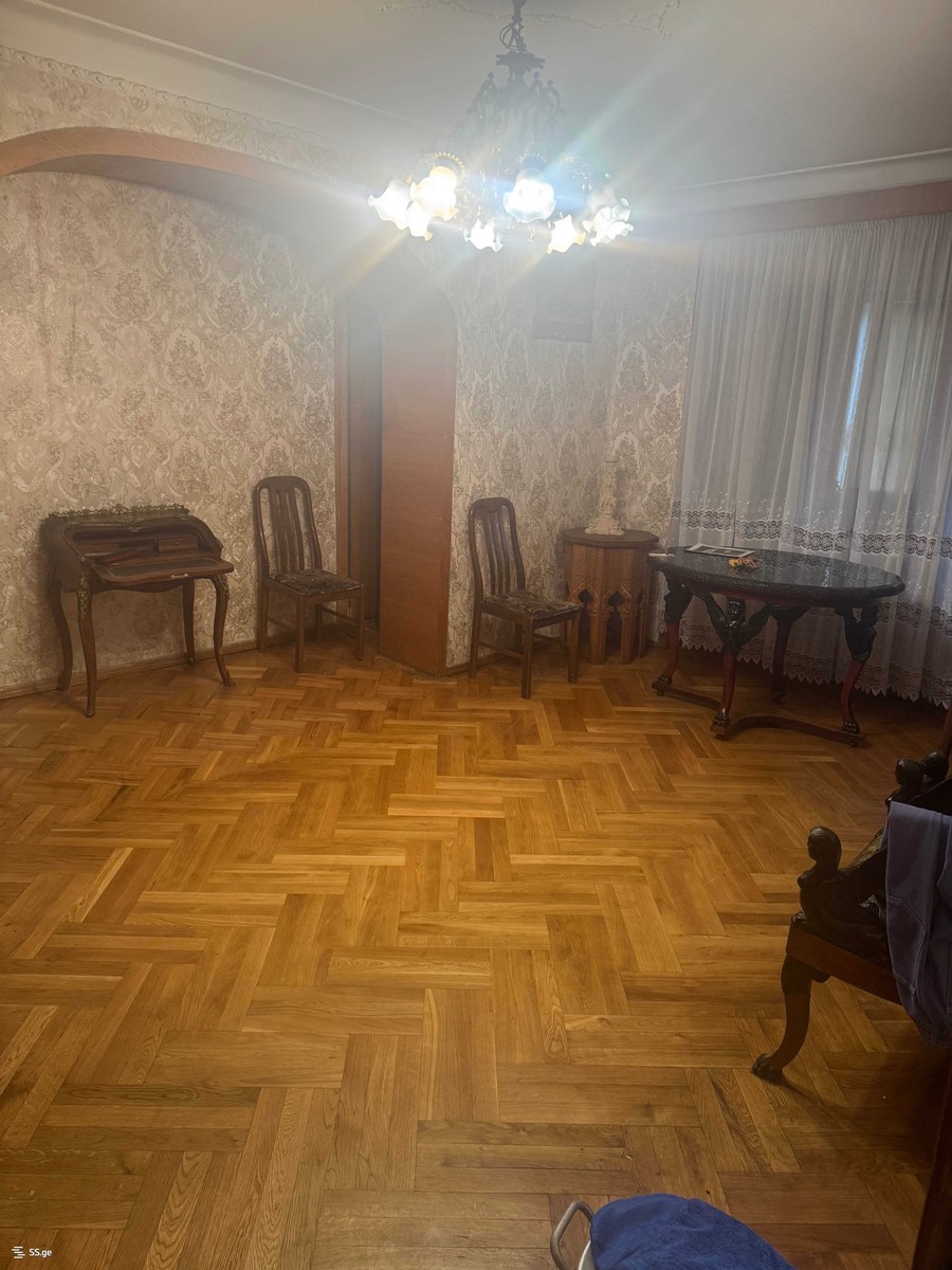 khvichia st. - 3 rooms