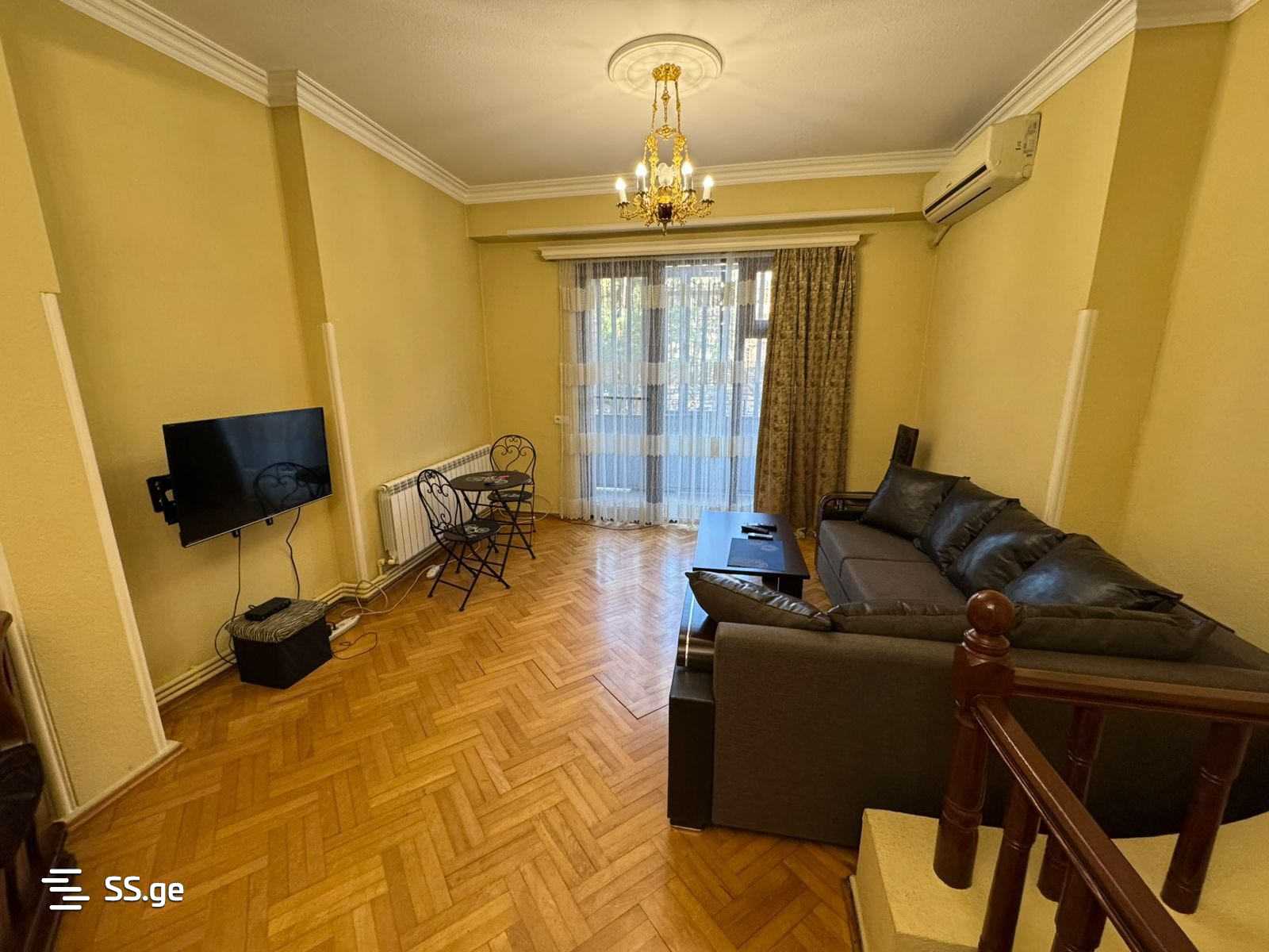 bakhtrioni st. - 3 rooms