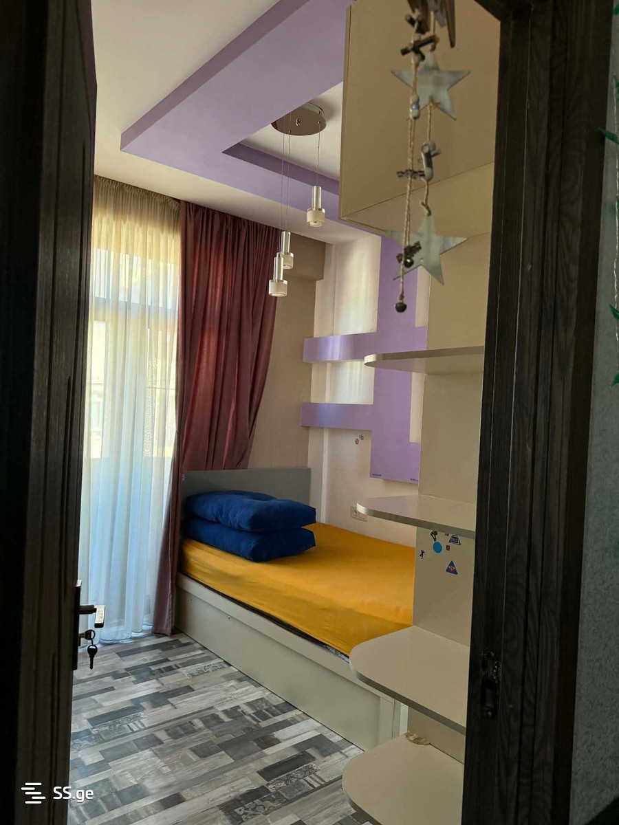 Vepkhistkaosnis st. 0 - 3 rooms