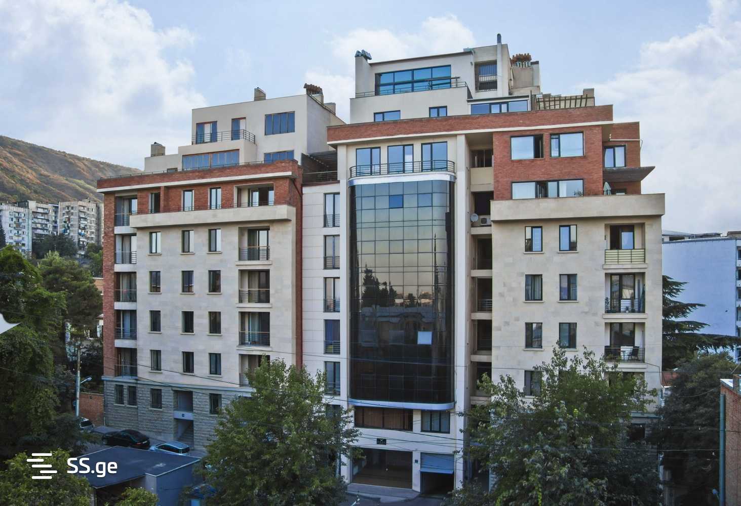 petriashvili st. 27 - 3 rooms