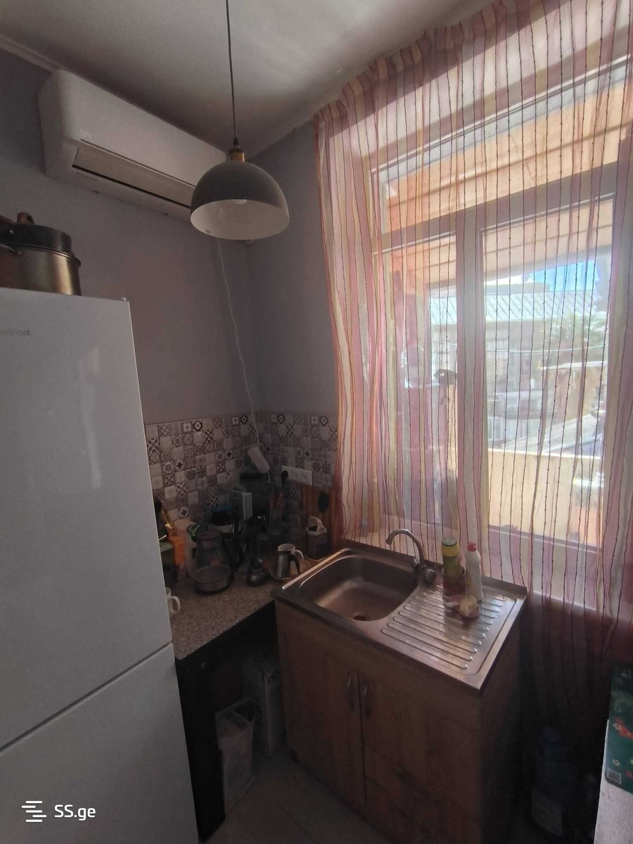 mazniashvili st. 2 - 1 rooms