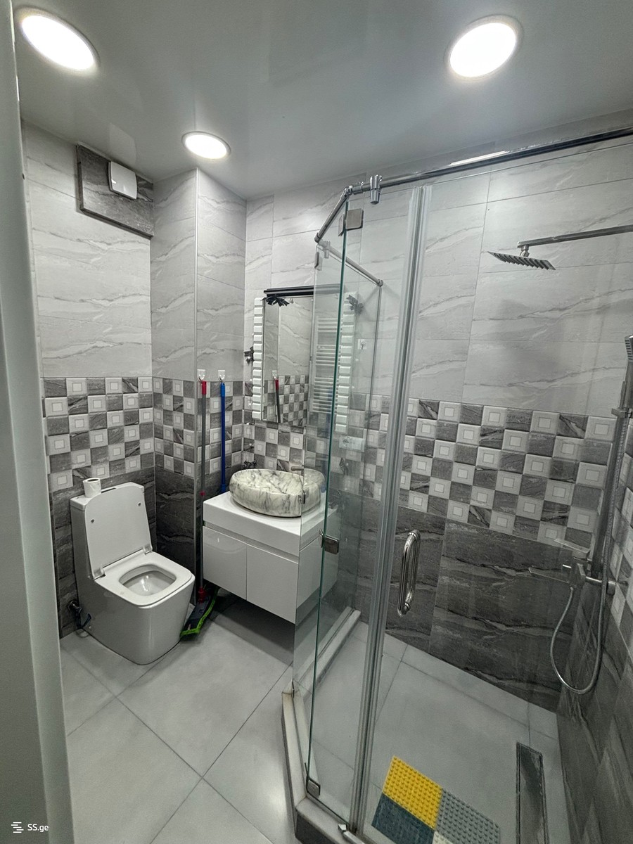 E. Amashukeli st. 32 - 2 rooms