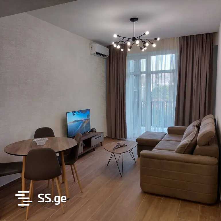 navtlugi st. 10 - 2 rooms