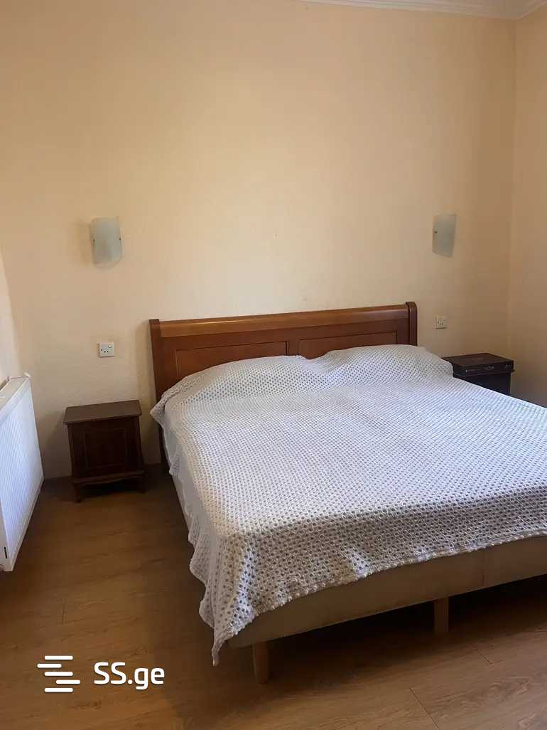 nucubidze st. 18 - 3 rooms