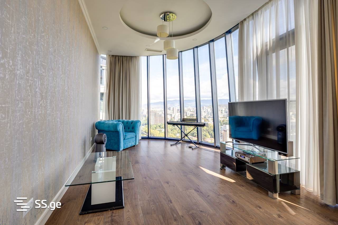 m. aleksidze st. 12 - 3 rooms