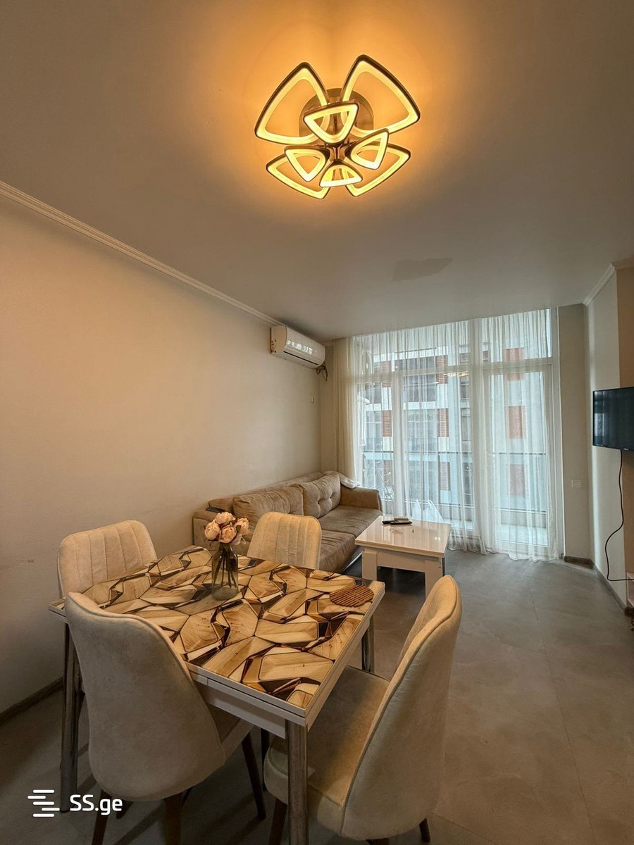 R. Nizharadze st. 3 - 3 rooms