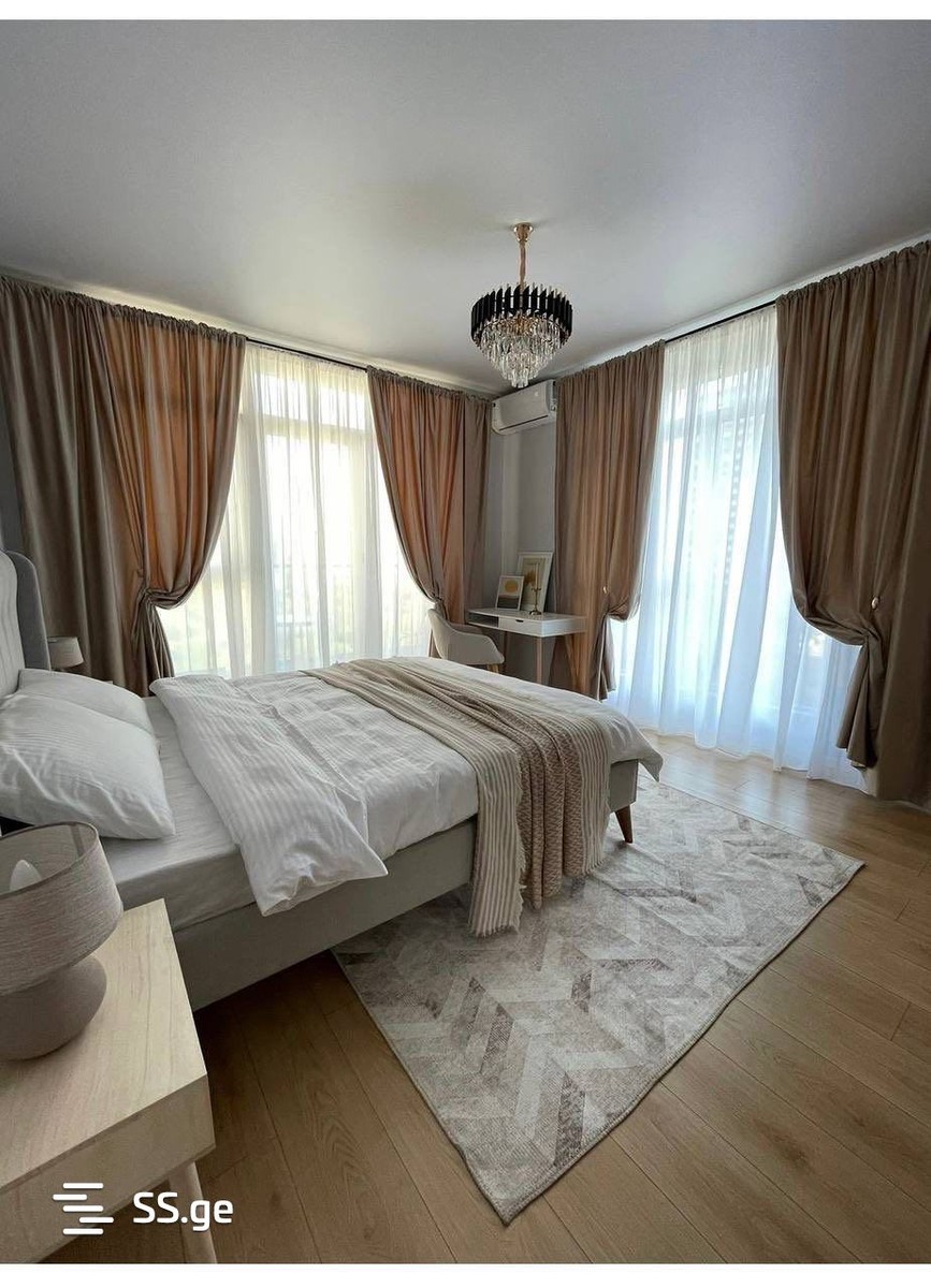 Lech and Maria Kaczynski street 5 - 2 rooms