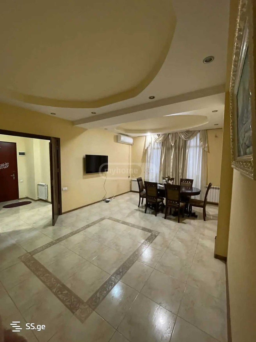 Mirian Mephe st. - 3 rooms