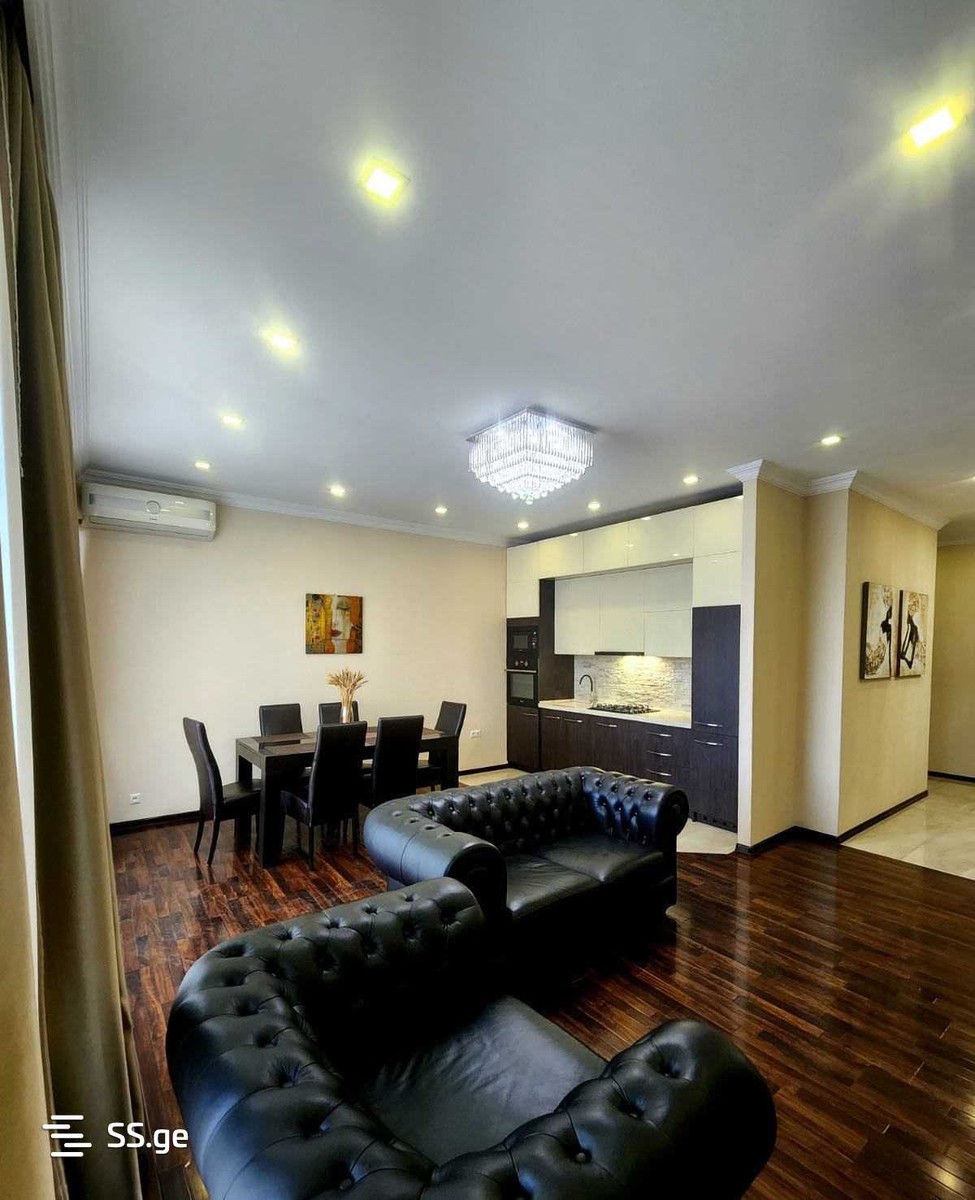 i. nikoladze st. 3 - 3 rooms