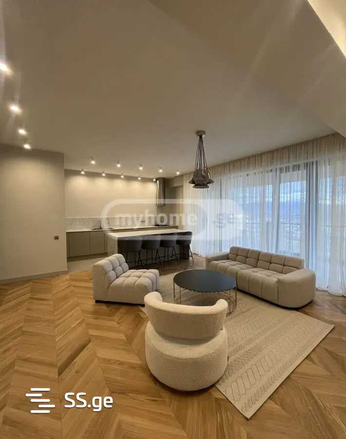 Lisi lake - 3 rooms