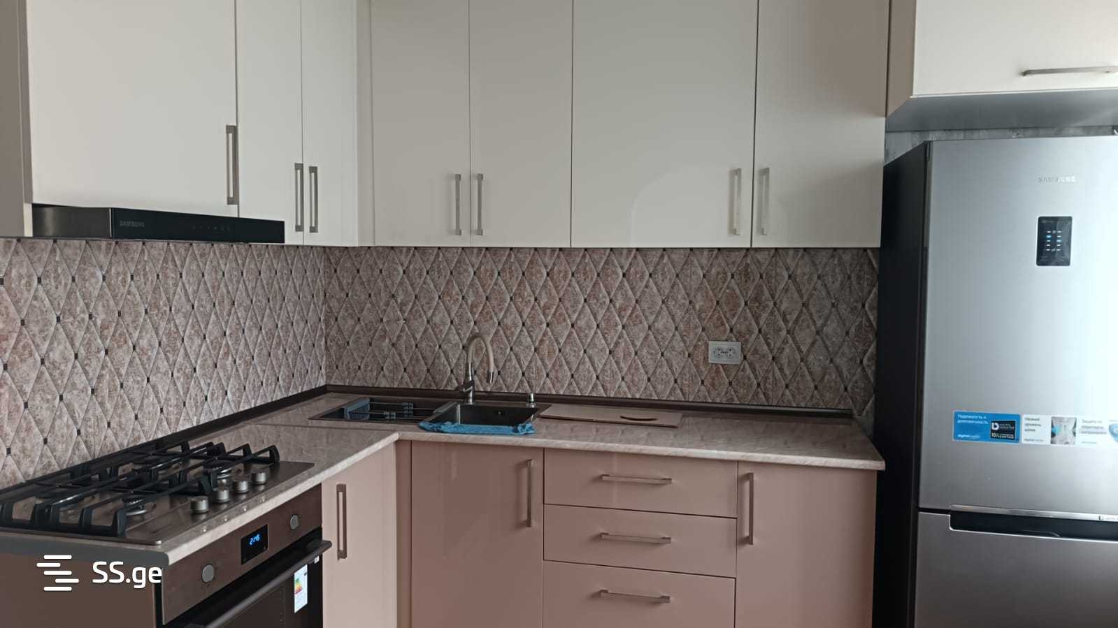 20th microdistrict 111 - 3 rooms