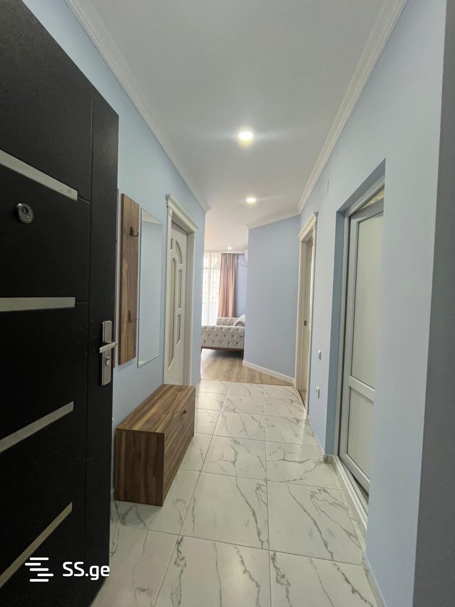 D. Mamuladze st. 31 - 3 rooms