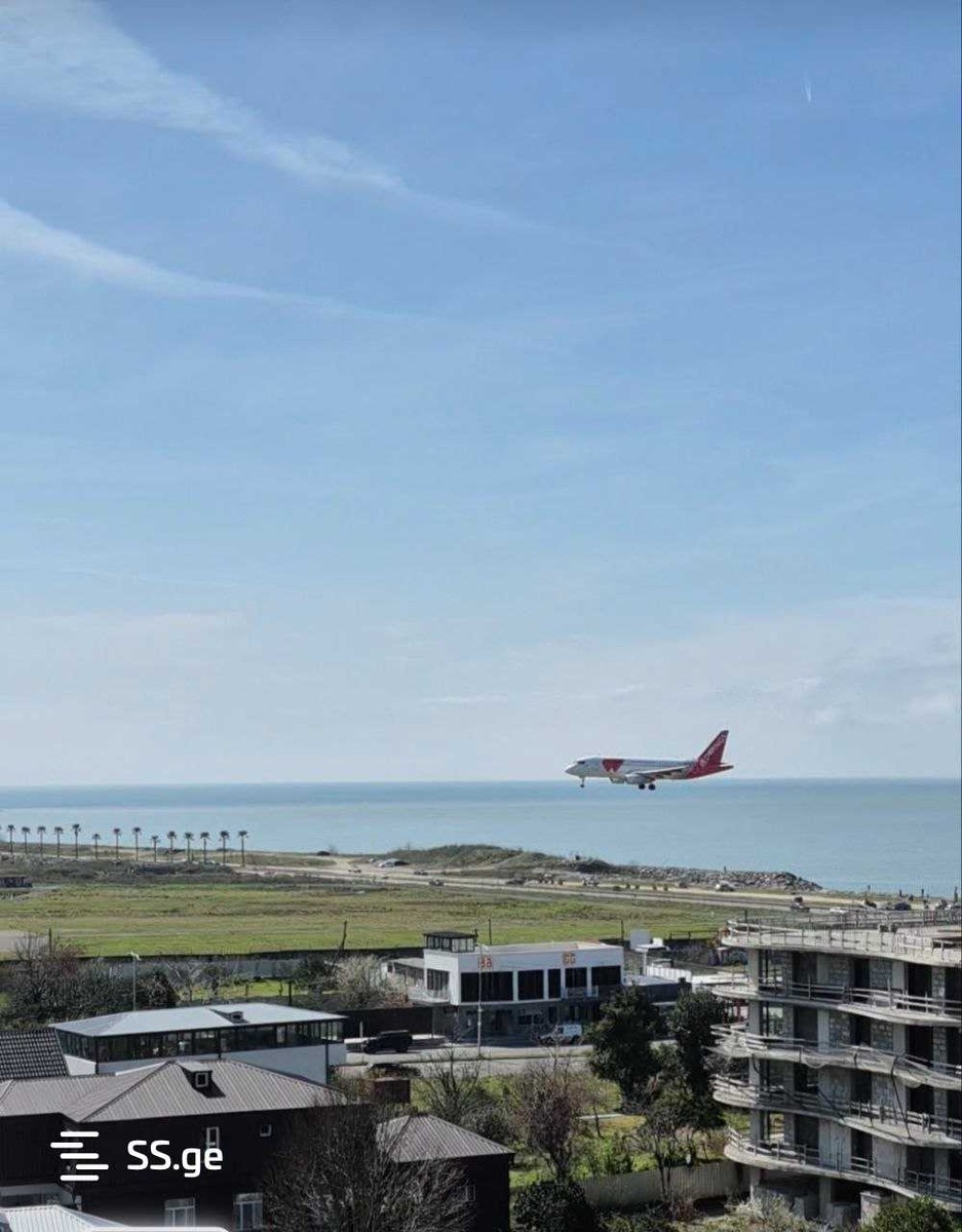 R. Nizharadze st. 25 - 1 rooms