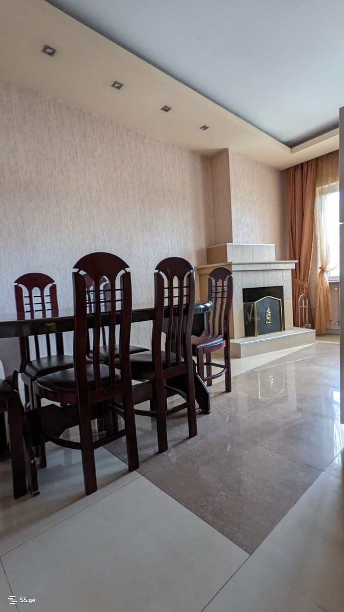 navtlugi st. 6 - 3 rooms