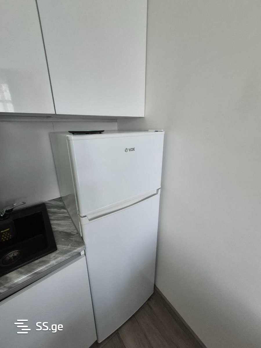 R. Nizharadze st. 25 - 3 rooms