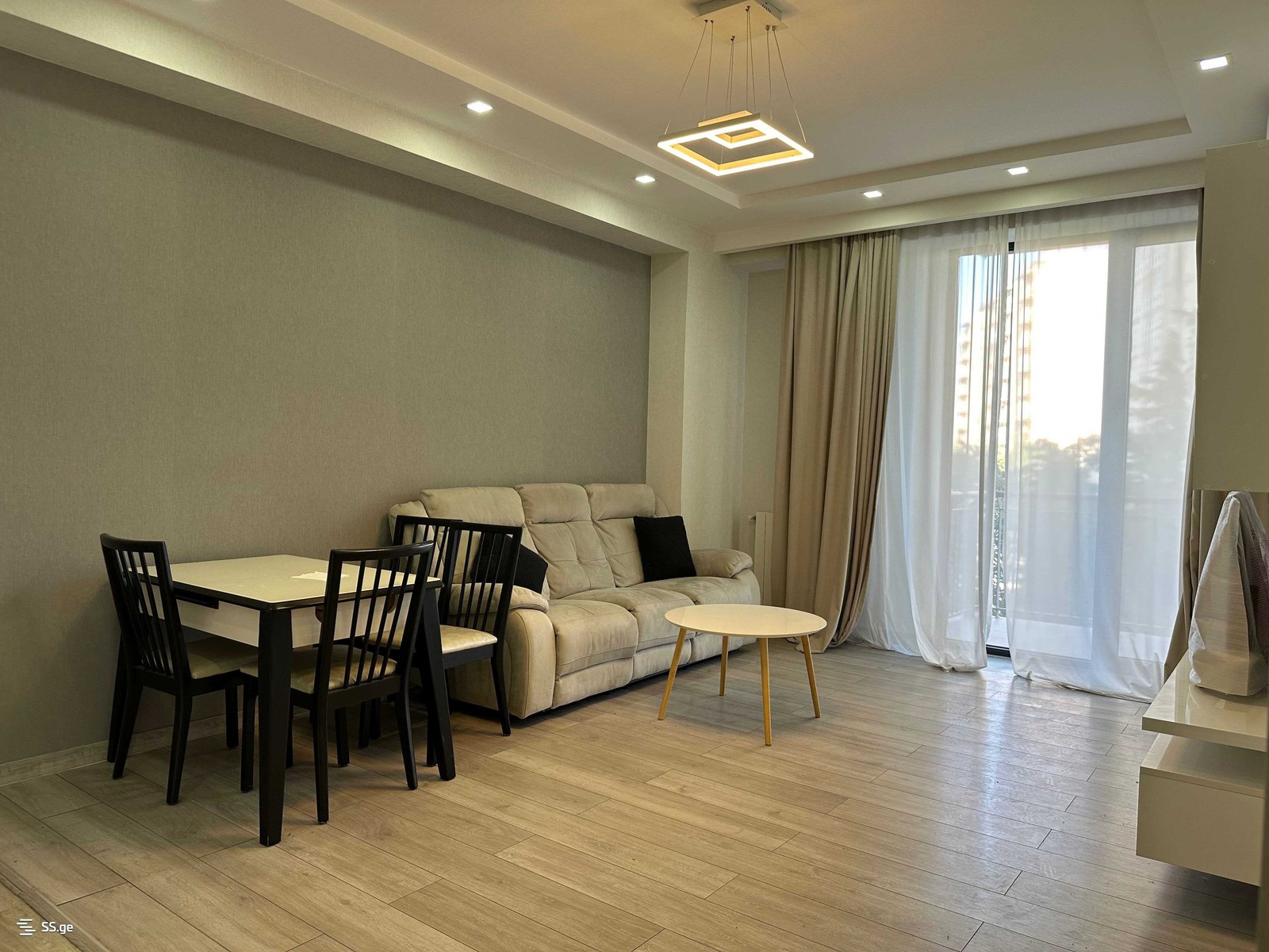 B. Zghenti St. 8 - 3 rooms