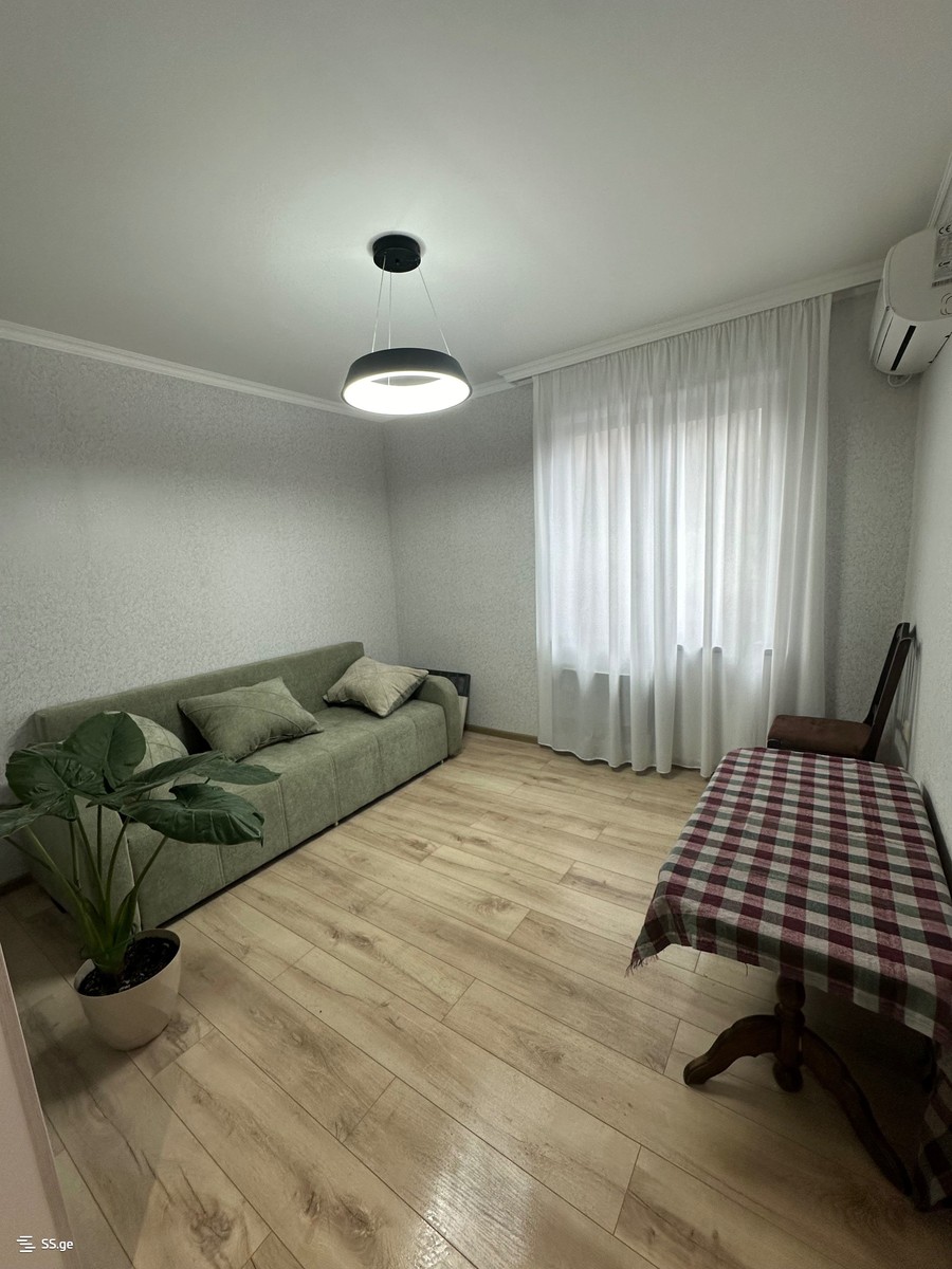 moskovi ave 72 - 2 rooms