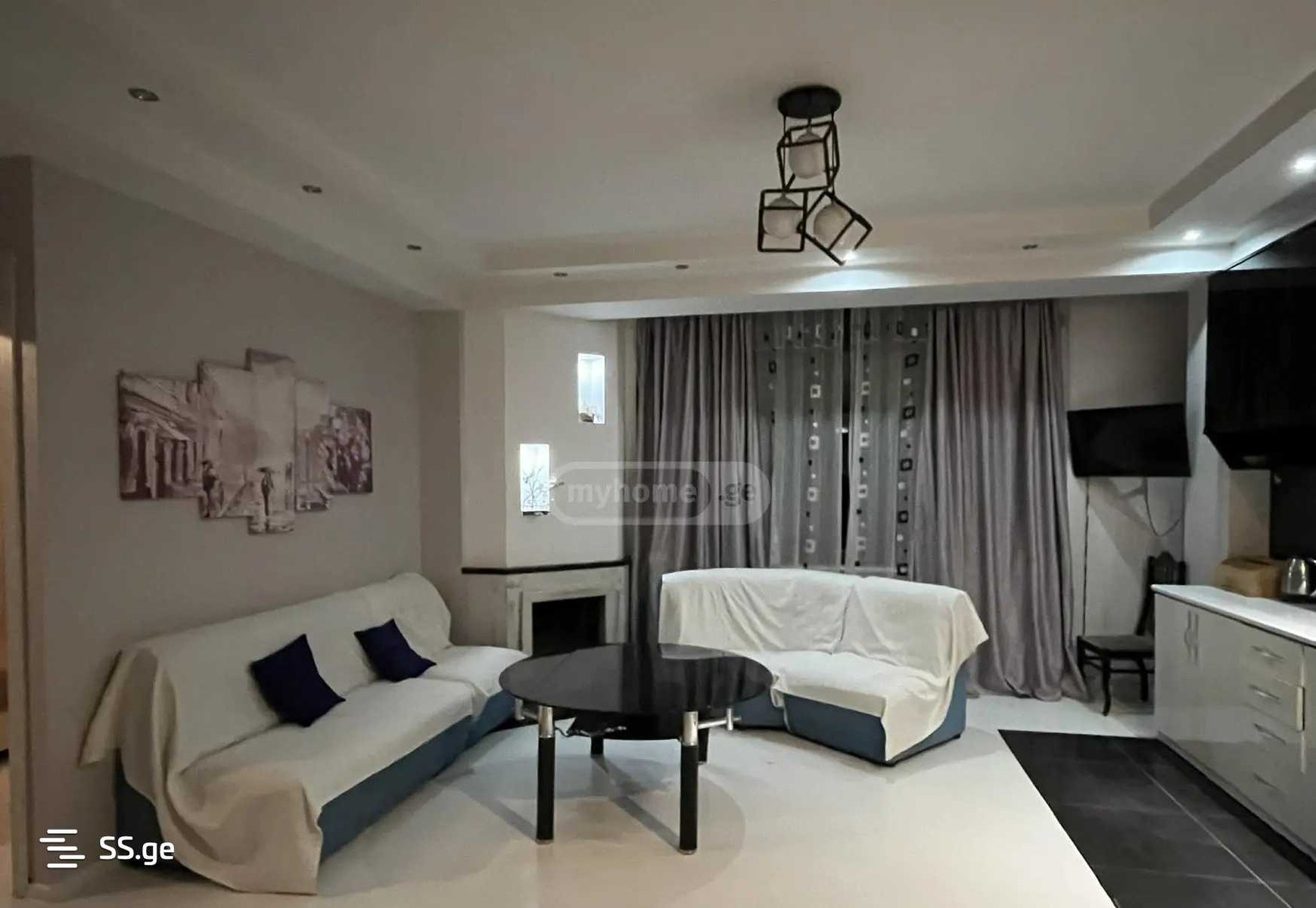 Holy Martyr Vasilisko st. - 3 rooms