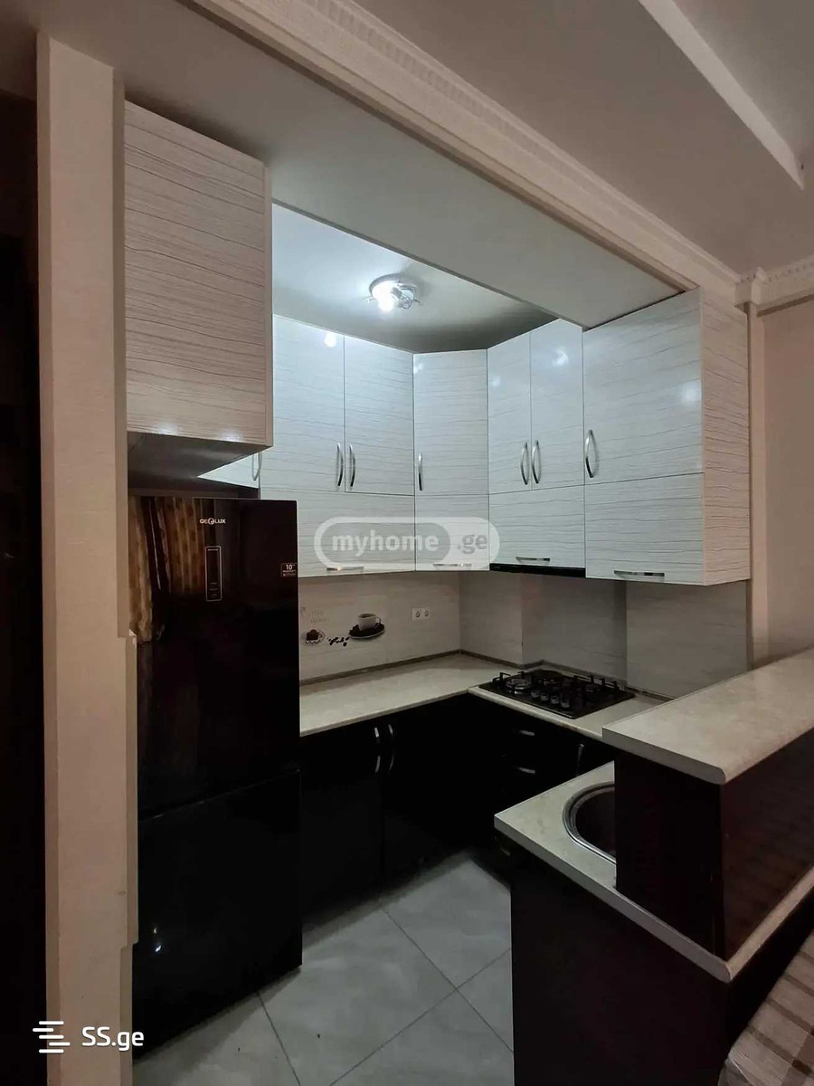 giorgi brtskinvale st. - 3 rooms