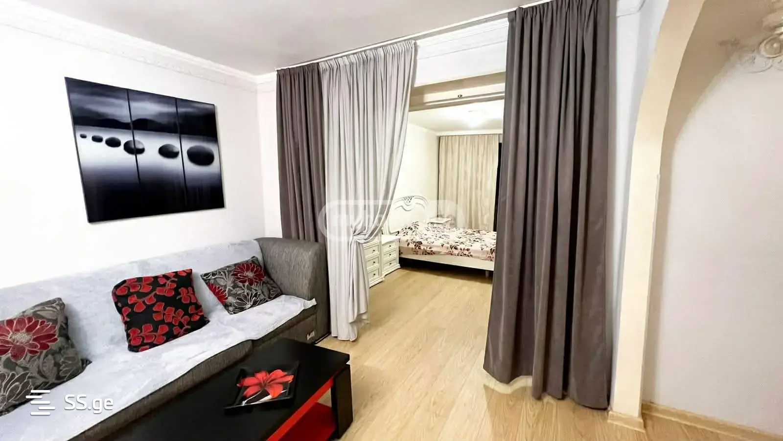 Gr. Robakidze Ave - 2 rooms