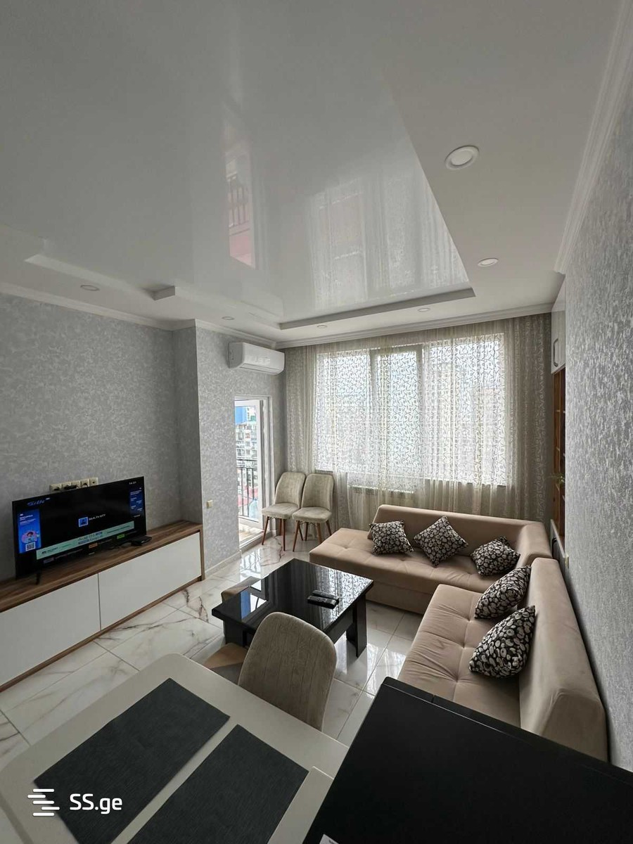 Khimshiashvili st. 40 - 3 rooms