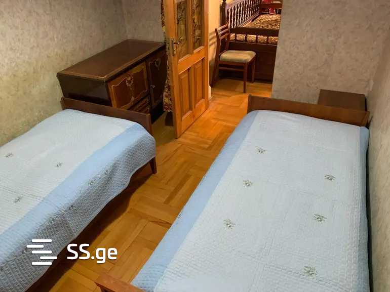 d. gamrekeli st. - 4 rooms