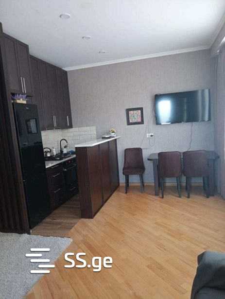 E. Amashukeli st. - 3 rooms