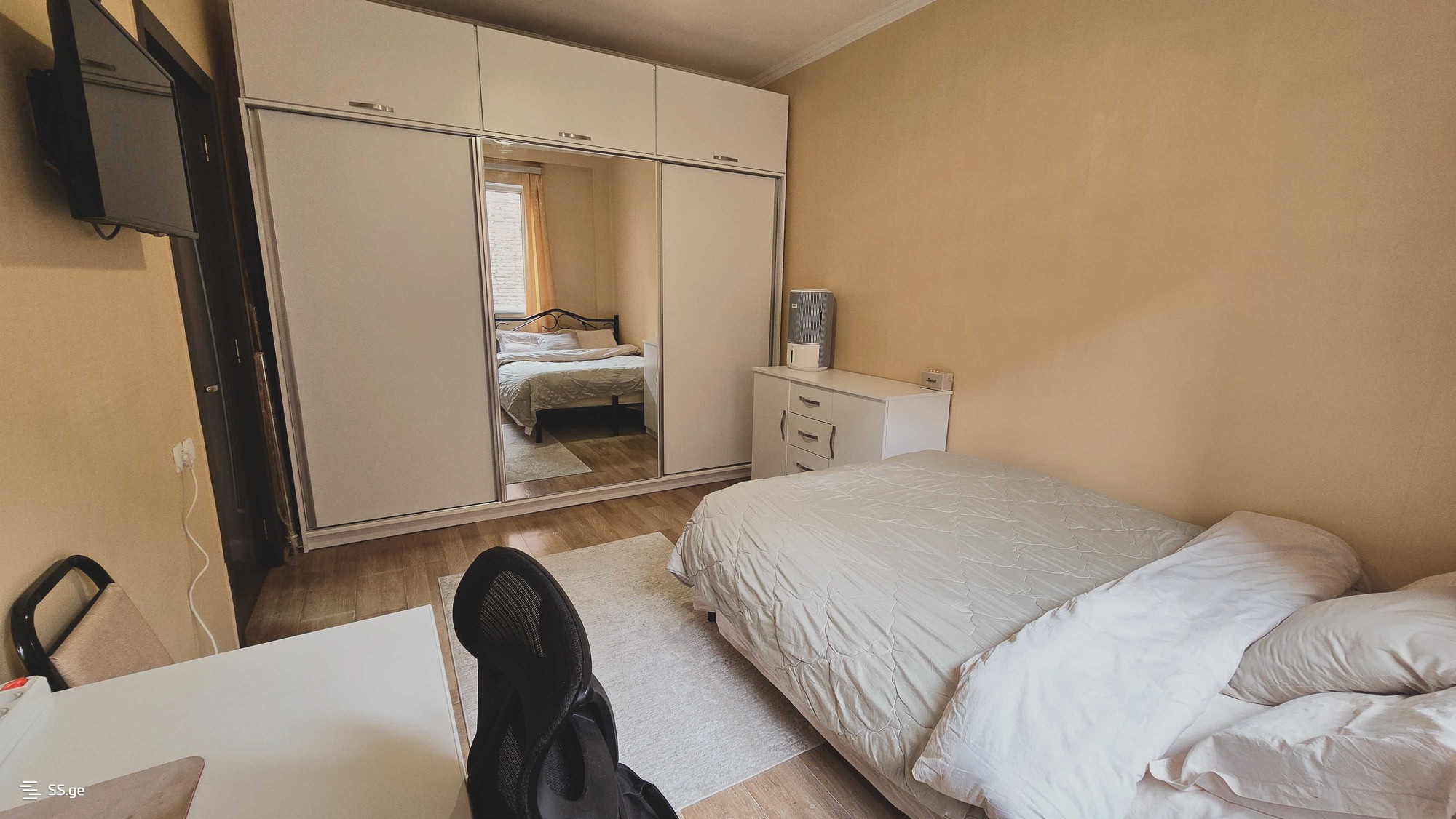 i. javakhishvili st. 71b - 1 rooms