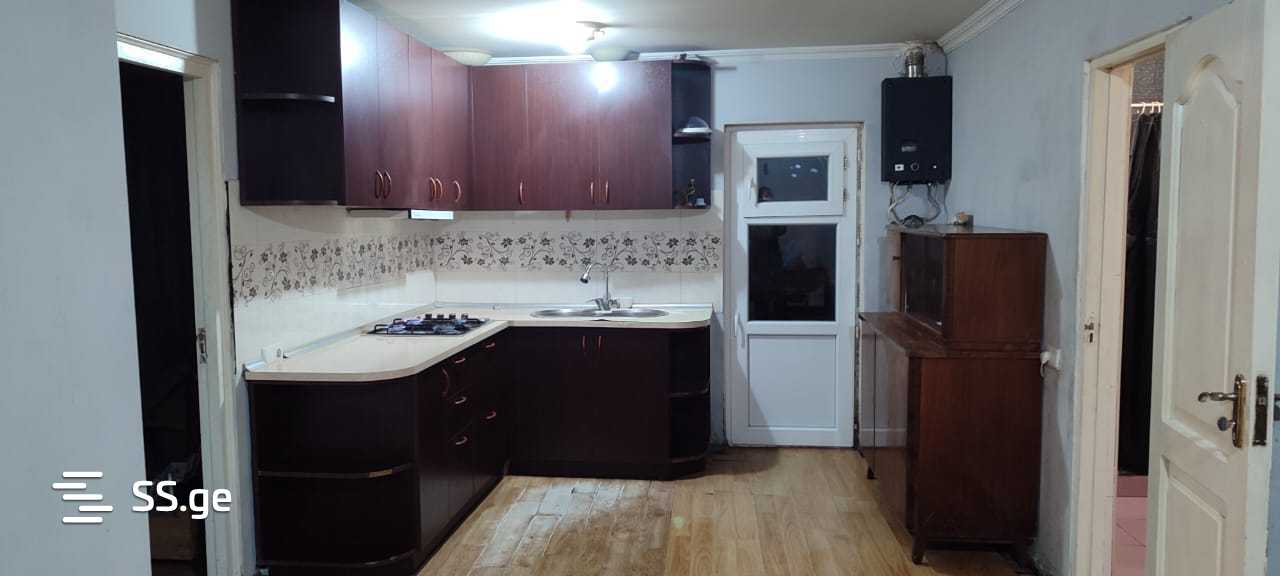 Vazisubnis dasaxleba კორპუსი 6 - 3 rooms